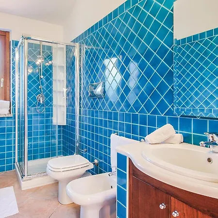 3 Bedroom Cozy In Costa Rei -ca-